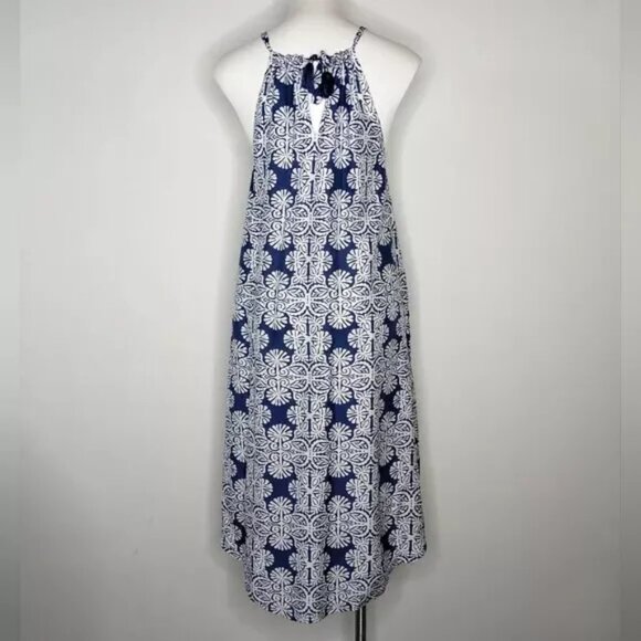 Vineyard Vines Mirrored Leaves Trapeze Halter dress in Moonlight Blue & White - Picture 7 of 11
